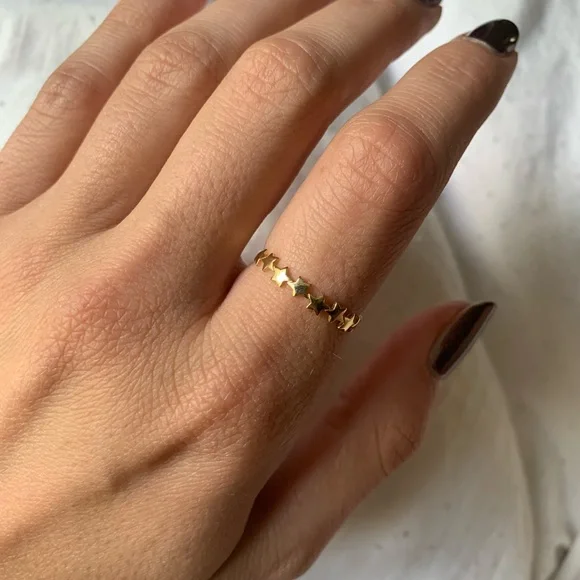 14k gold delicate star ring - size 8 - Picture 10 of 14